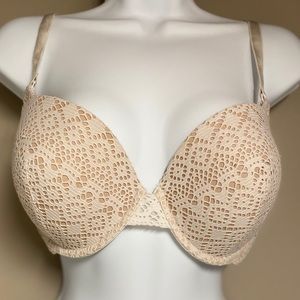 Victoria Secret Lined Demi Bra 36DD